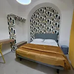 R94 Lejlighed Acireale